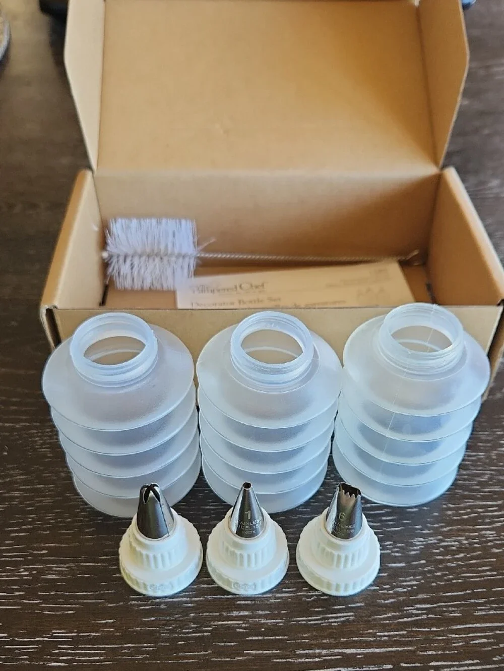 New In Box The Pampered Chef Decorator Bottle Set Of Three